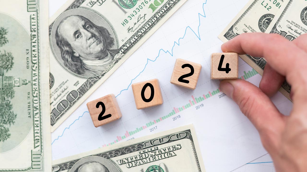 USD Hits 30-Year High in 2024: What Does It Mean for the Markets? Featuring rising financial trends, stock market analysis, and the impact of a strong dollar.