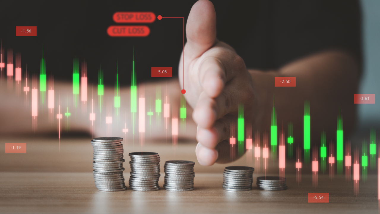 Top Differences Between Hedging and Stop-loss