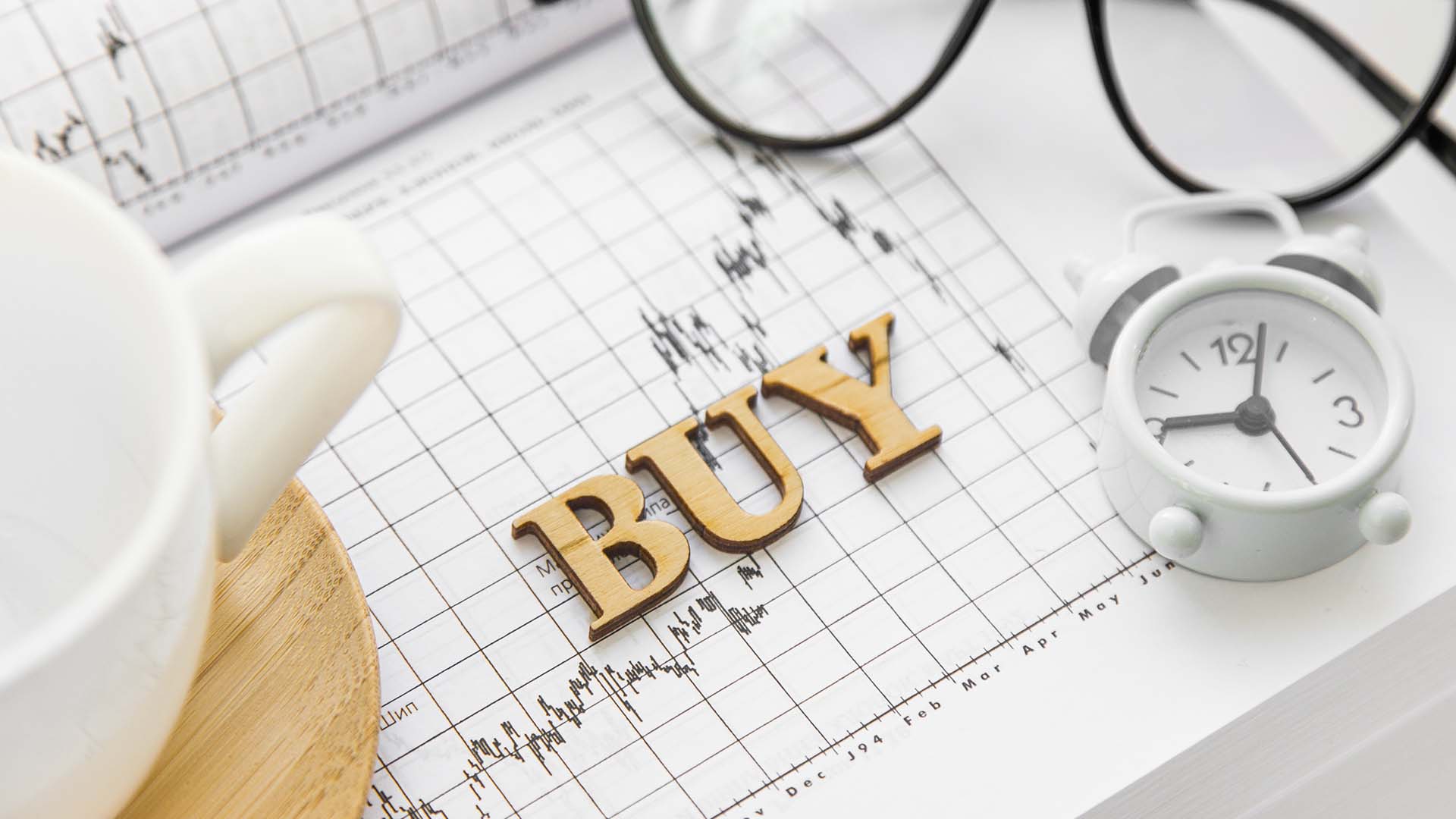 Buy and Hold: The Long-Term Trading Strategy